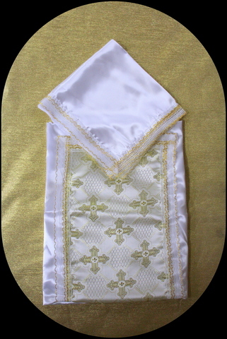 Покрывало атлас со вставкой парча, крест+ наволочка&nbsp;